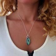 Flashy labradorite necklace in silver