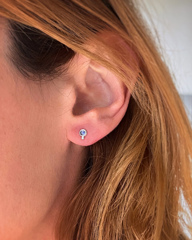 Moonstone stud earrings in silver