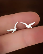 Seagull studs in silver
