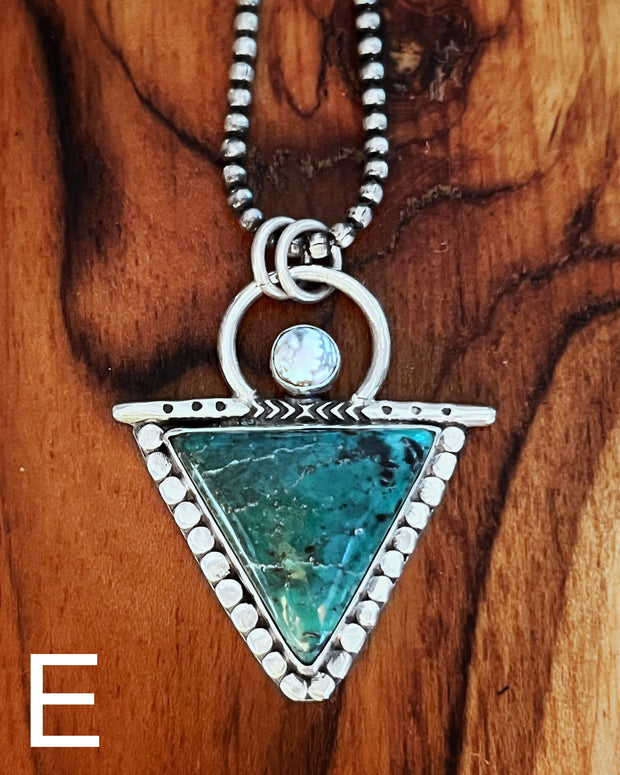 Triangle turquoise & howlite necklace in silver