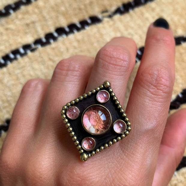 Floral terrarium ring in brass