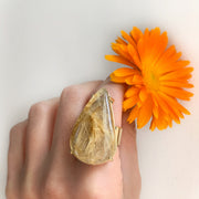 Prong-set rutilated quartz ring in brass - Size 7