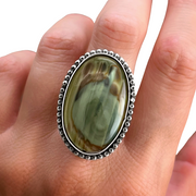 Imperial jasper ring with fern cut-out
