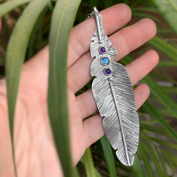 Feather necklace with amethyst & moonstone in silver