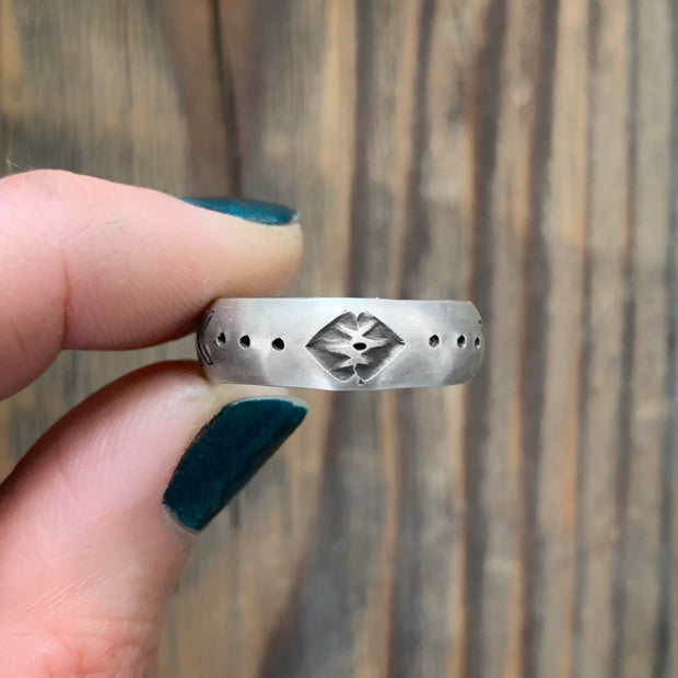 Stamped sterling silver unisex ring - size 8