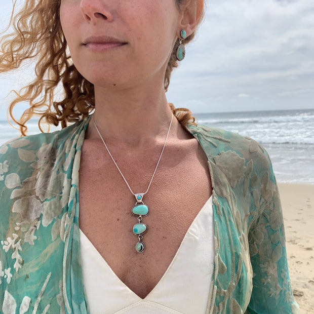 RESERVED FOR EMILY - Cascading turquoise necklace in silver